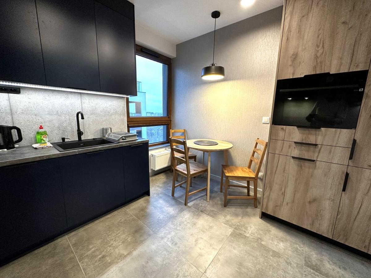 Apartament Lotnisko Chopina Warsaw Airport エクステリア 写真