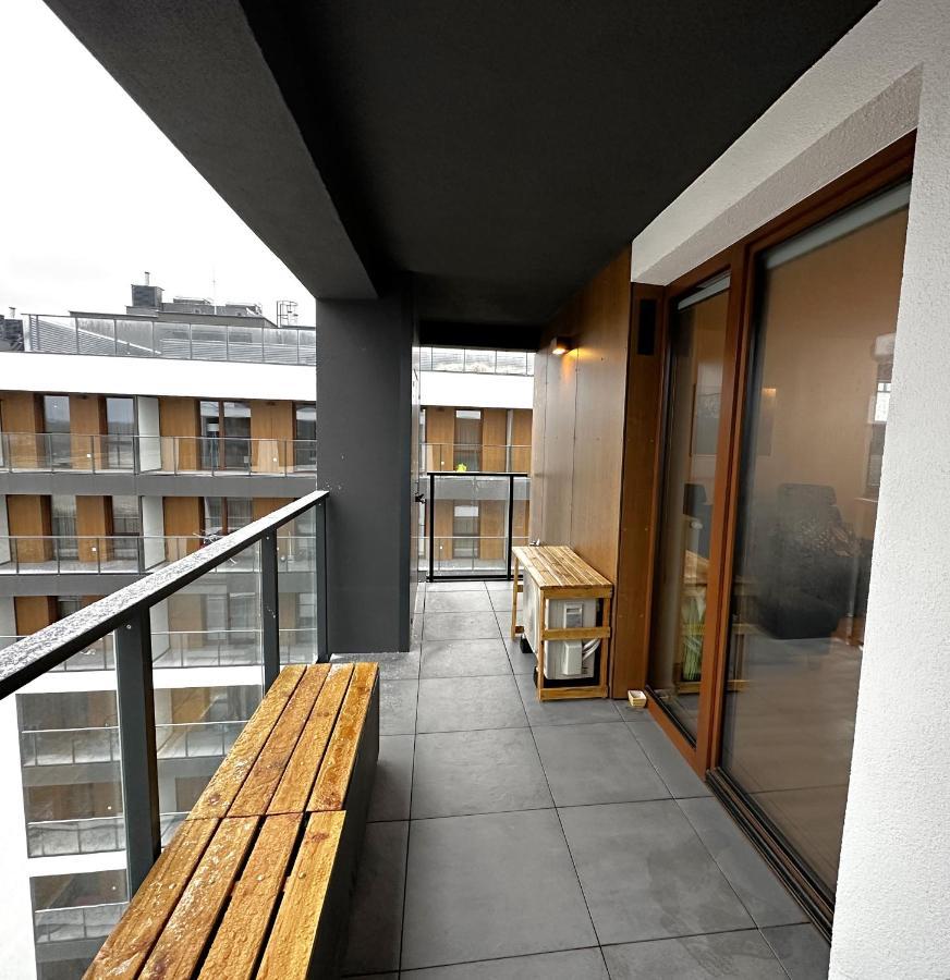 Apartament Lotnisko Chopina Warsaw Airport エクステリア 写真