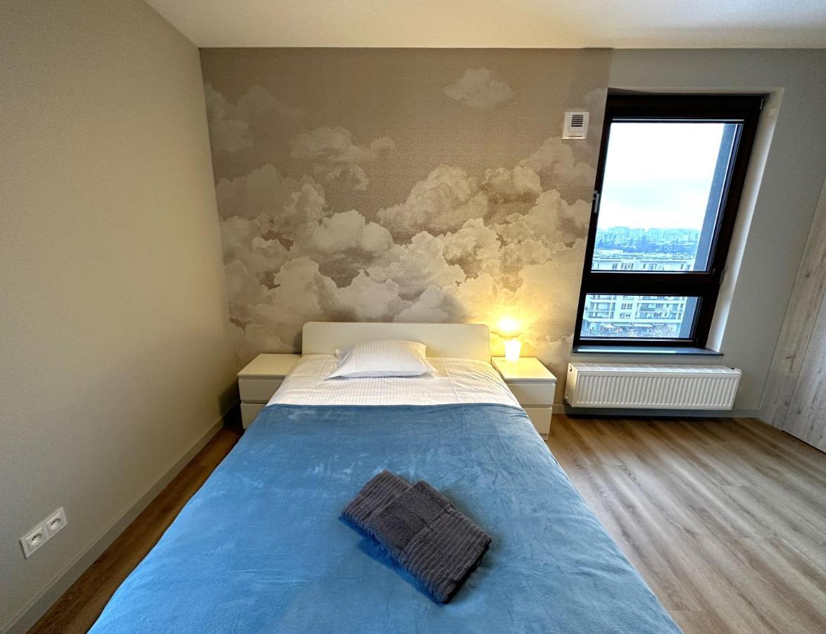 Apartament Lotnisko Chopina Warsaw Airport エクステリア 写真