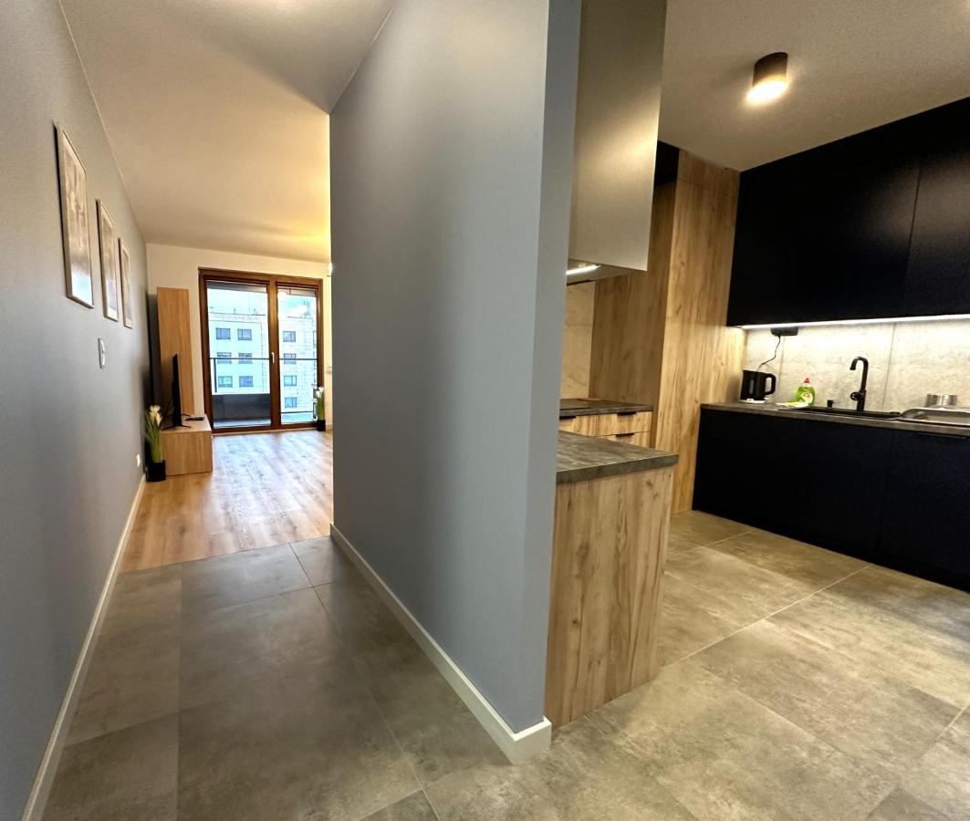 Apartament Lotnisko Chopina Warsaw Airport エクステリア 写真